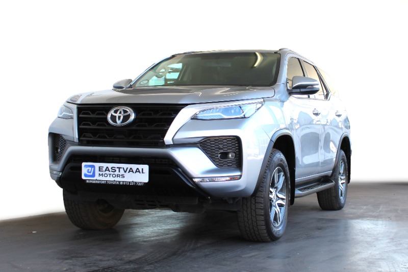 TOYOTA FORTUNER 2.4GD-6 R/B A/T - 2 