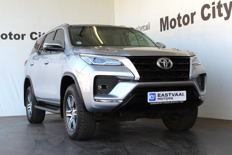 Toyota Fortuner V 2.4 GD-6 Raised Body Auto