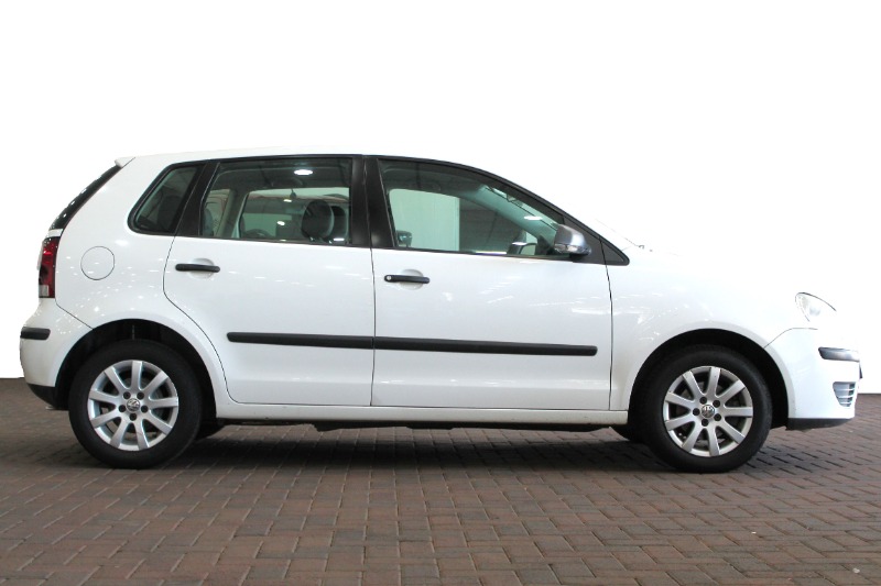 VOLKSWAGEN Polo 1.4 TRENDLINE - 5 