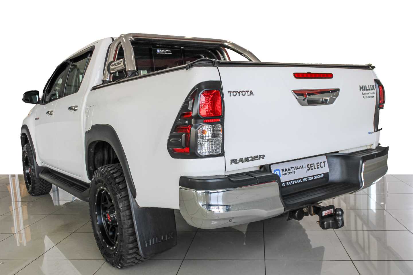 TOYOTA HILUX 2.8 GD-6 RB RAIDER A/T P/U D/C - 11 