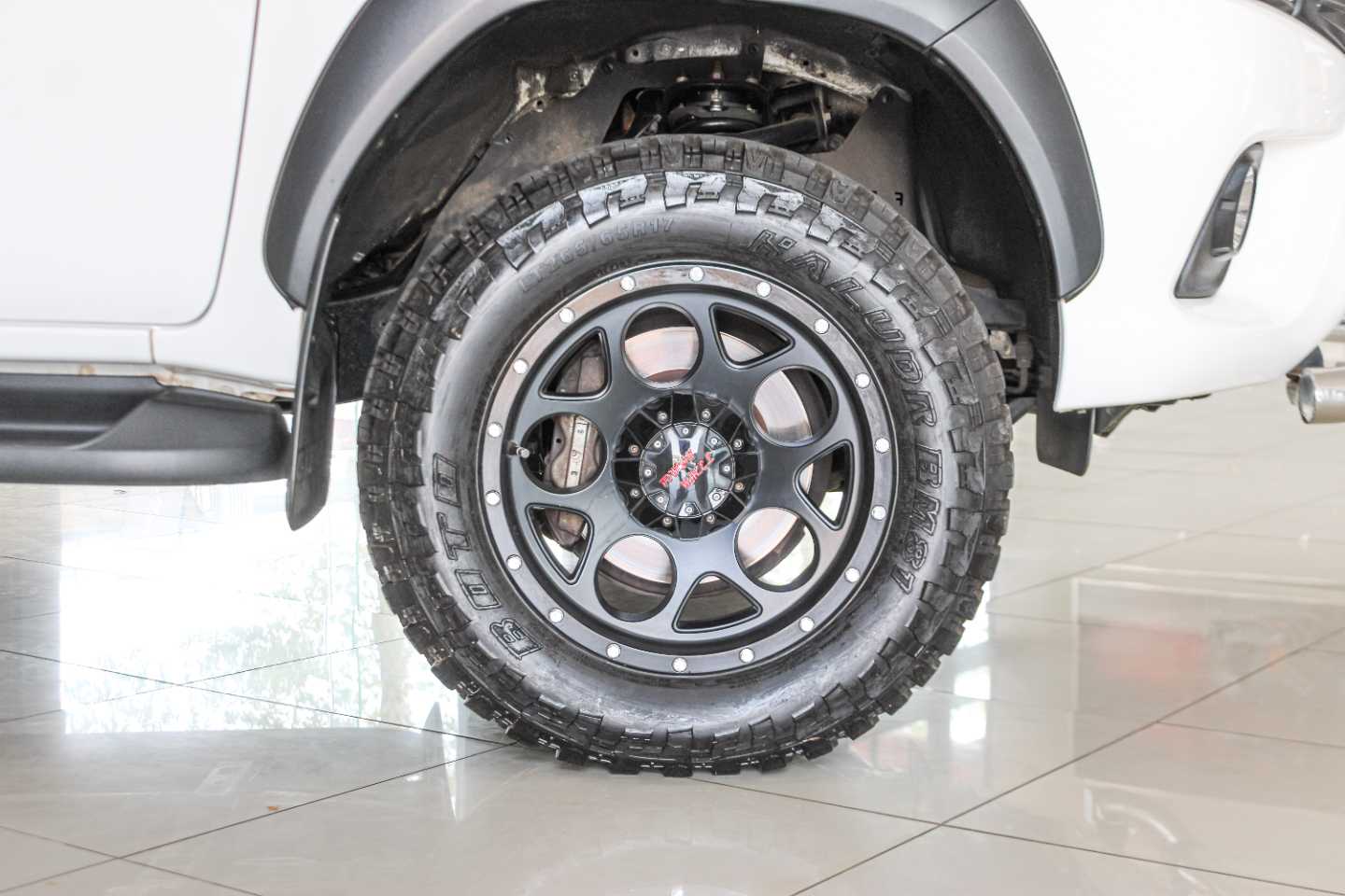 TOYOTA HILUX 2.8 GD-6 RB RAIDER A/T P/U D/C - 14 