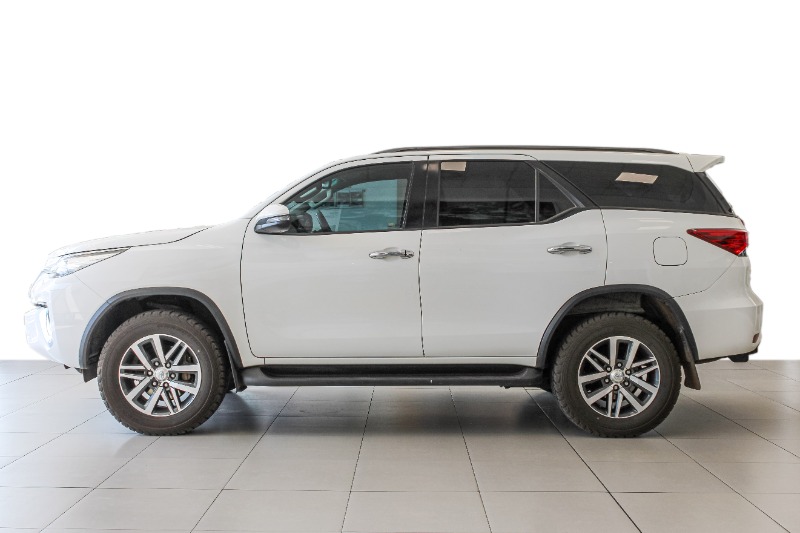 TOYOTA FORTUNER 2.8GD-6 4X4 A/T - 5 