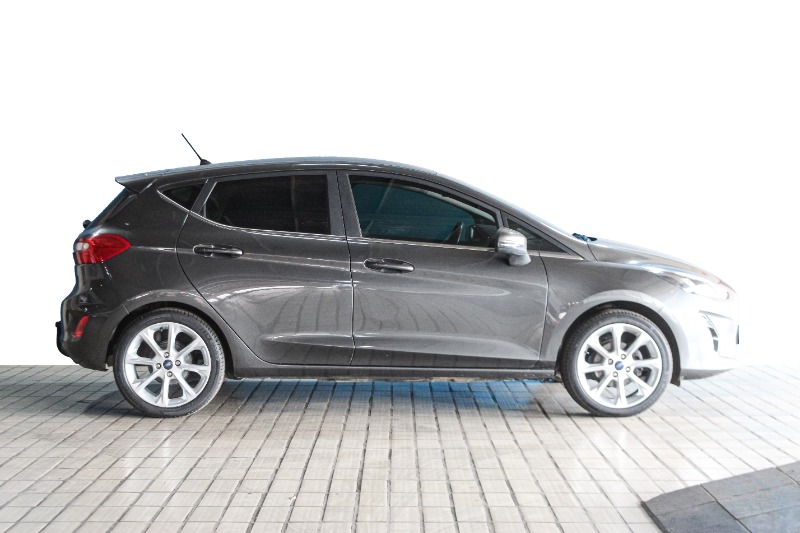 FORD FIESTA 1.0 ECOBOOST TITANIUM 5DR - 7 