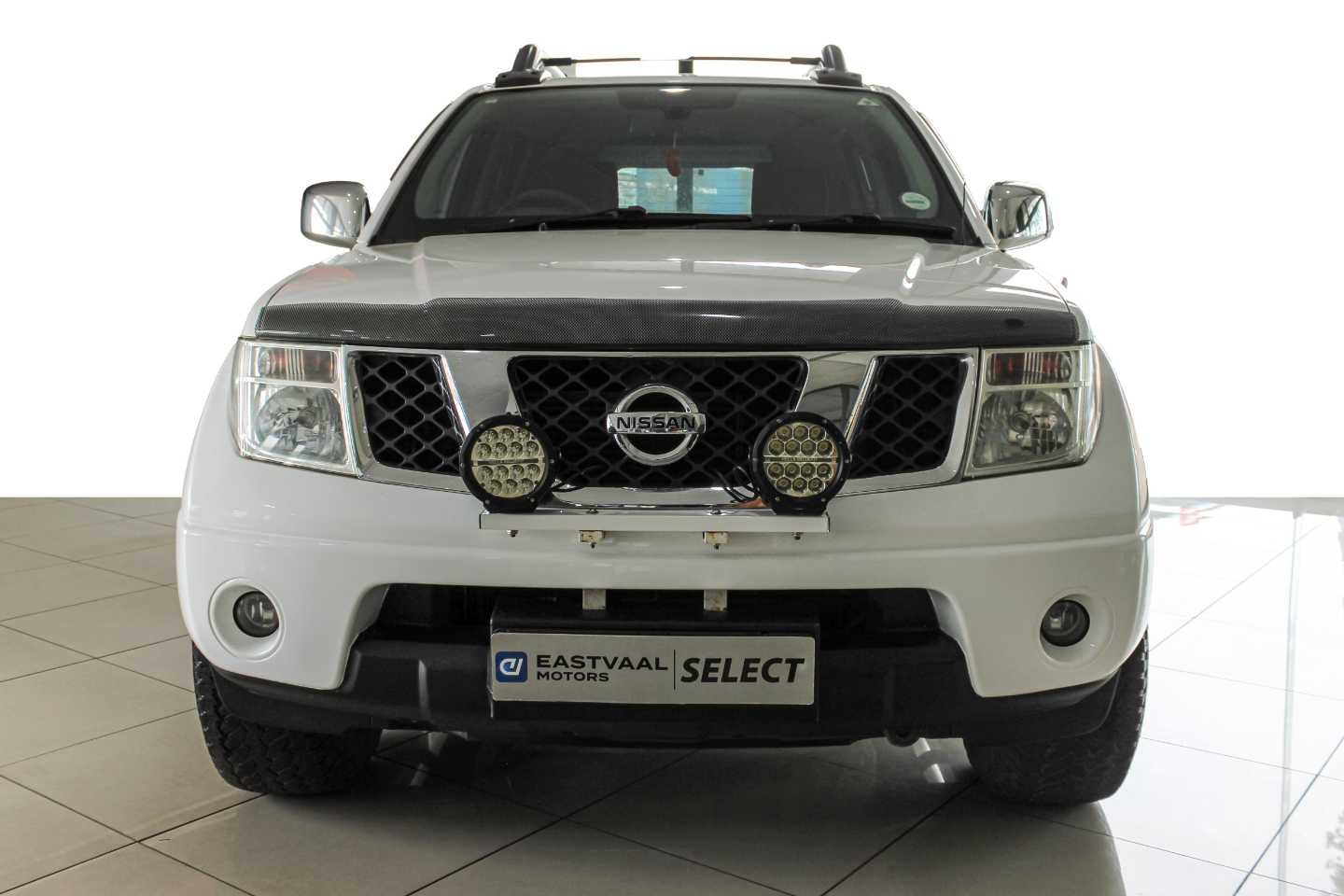 NISSAN NAVARA 2.5 dCi LE P/U D/C - 6 