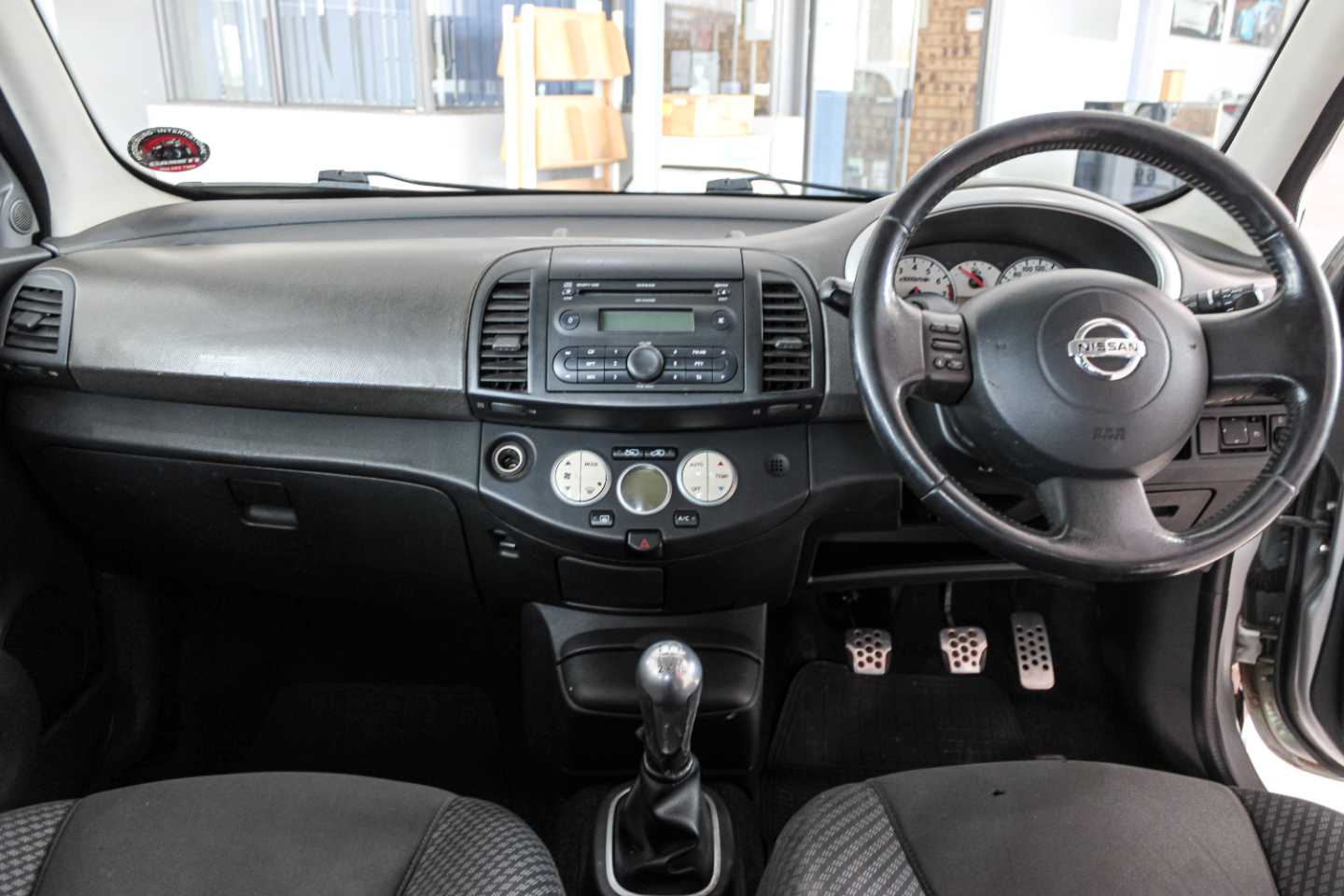 NISSAN MICRA 1.5 dCi TEKNA 3Dr (D66/69) - 13 