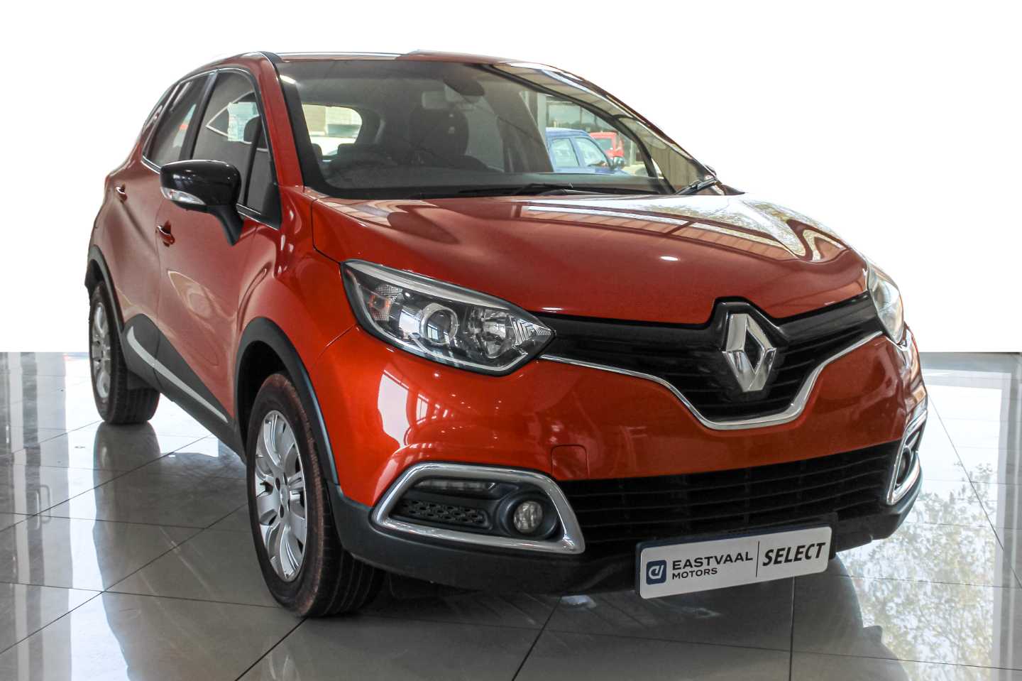 RENAULT CAPTUR 900T EXPRESSION 5DR (66KW) for Sale in South Africa