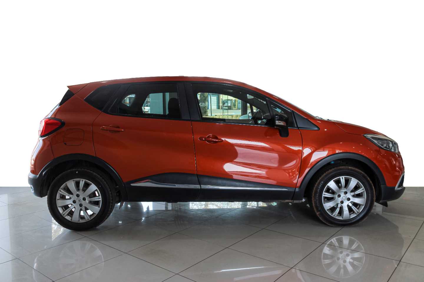 RENAULT CAPTUR 900T EXPRESSION 5DR (66KW) - 7 