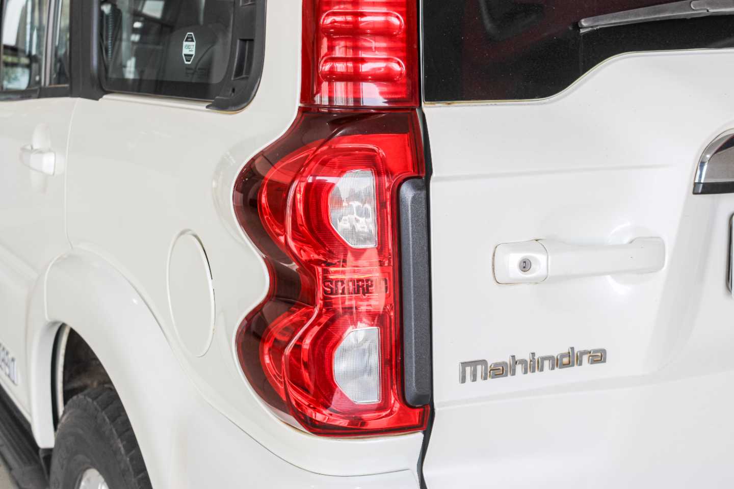 MAHINDRA SCORPIO 2.2TD (S11) - 12 