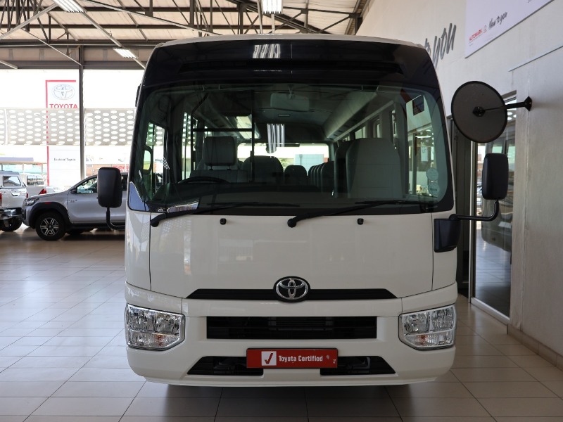 TOYOTA COASTER COASTER 4.0D 23 SEATER B/S - 17 