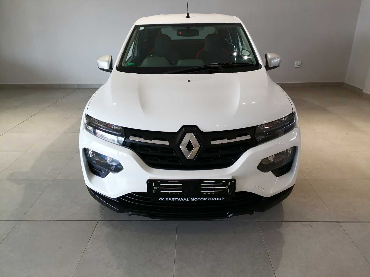 RENAULT KWID 1.0 DYNAMIQUE / ZEN 5DR - 3 