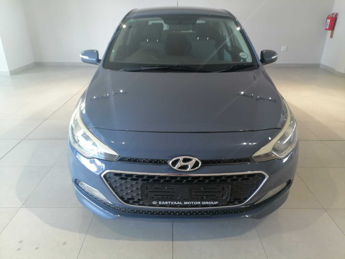 HYUNDAI i20 1.4 FLUID - 3 