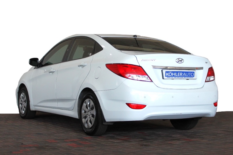 HYUNDAI ACCENT 1.6 GLS/FLUID A/T - 6 