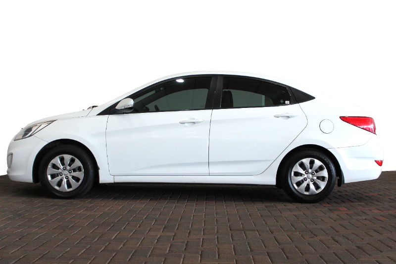 HYUNDAI ACCENT 1.6 GLS/FLUID A/T - 8 