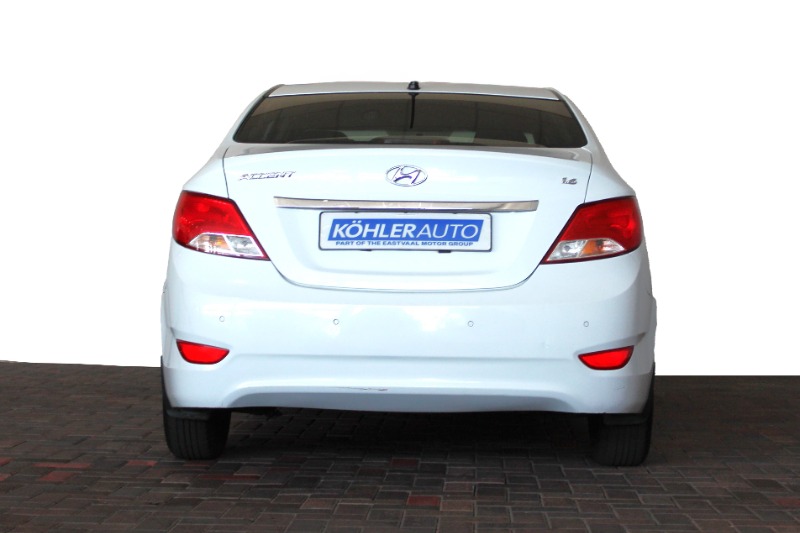 HYUNDAI ACCENT 1.6 GLS/FLUID A/T - 4 