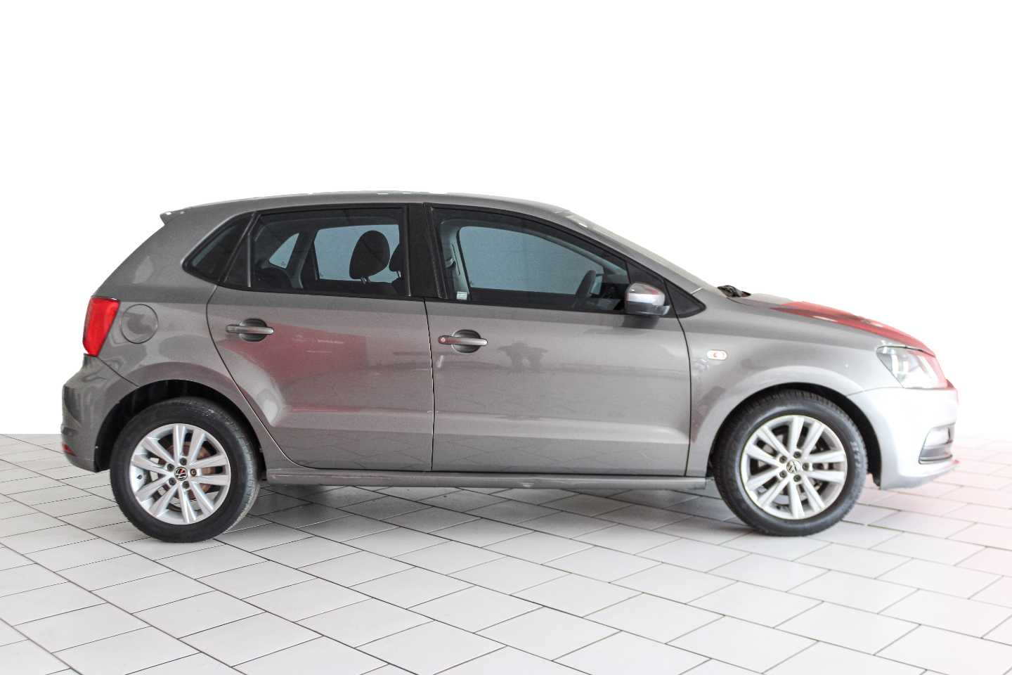 VOLKSWAGEN POLO VIVO 1.4 COMFORTLINE (5DR) - 7 