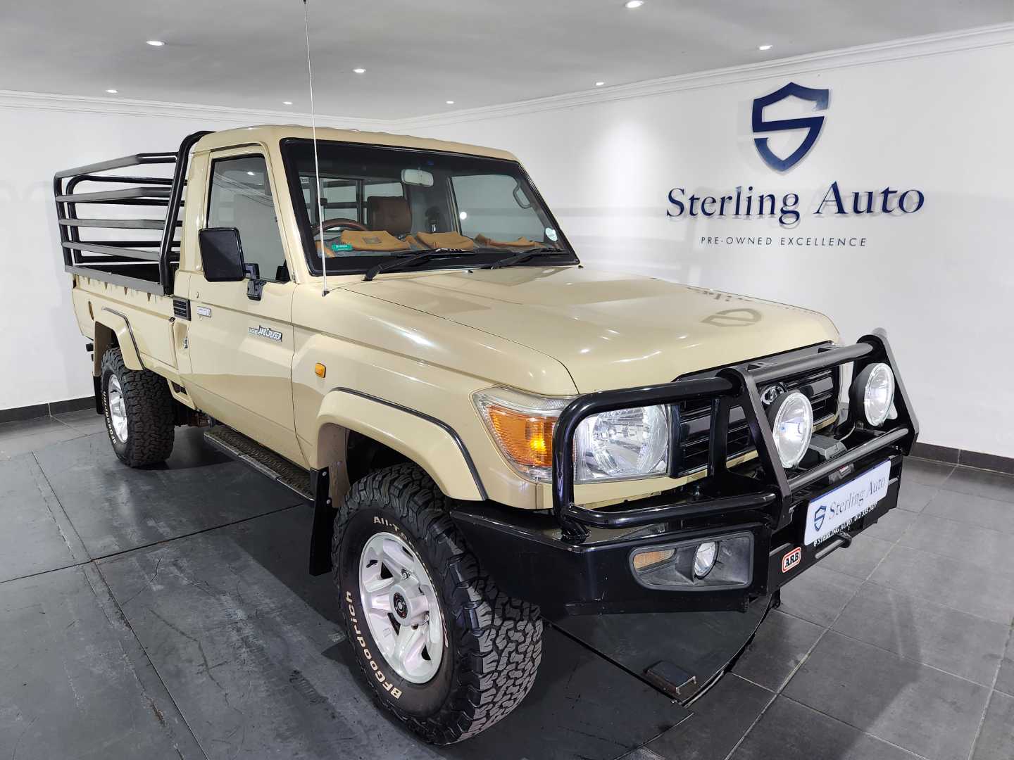 Toyota Land Cruiser 79 4.0 Pick Up