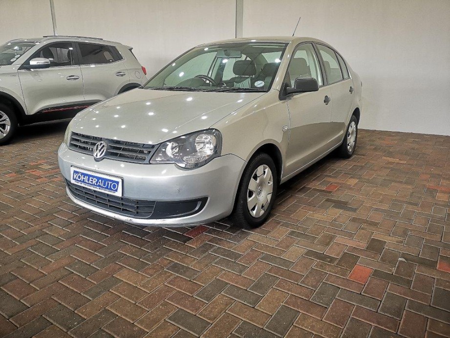 VOLKSWAGEN POLO VIVO 1.4 TRENDLINE - 1 