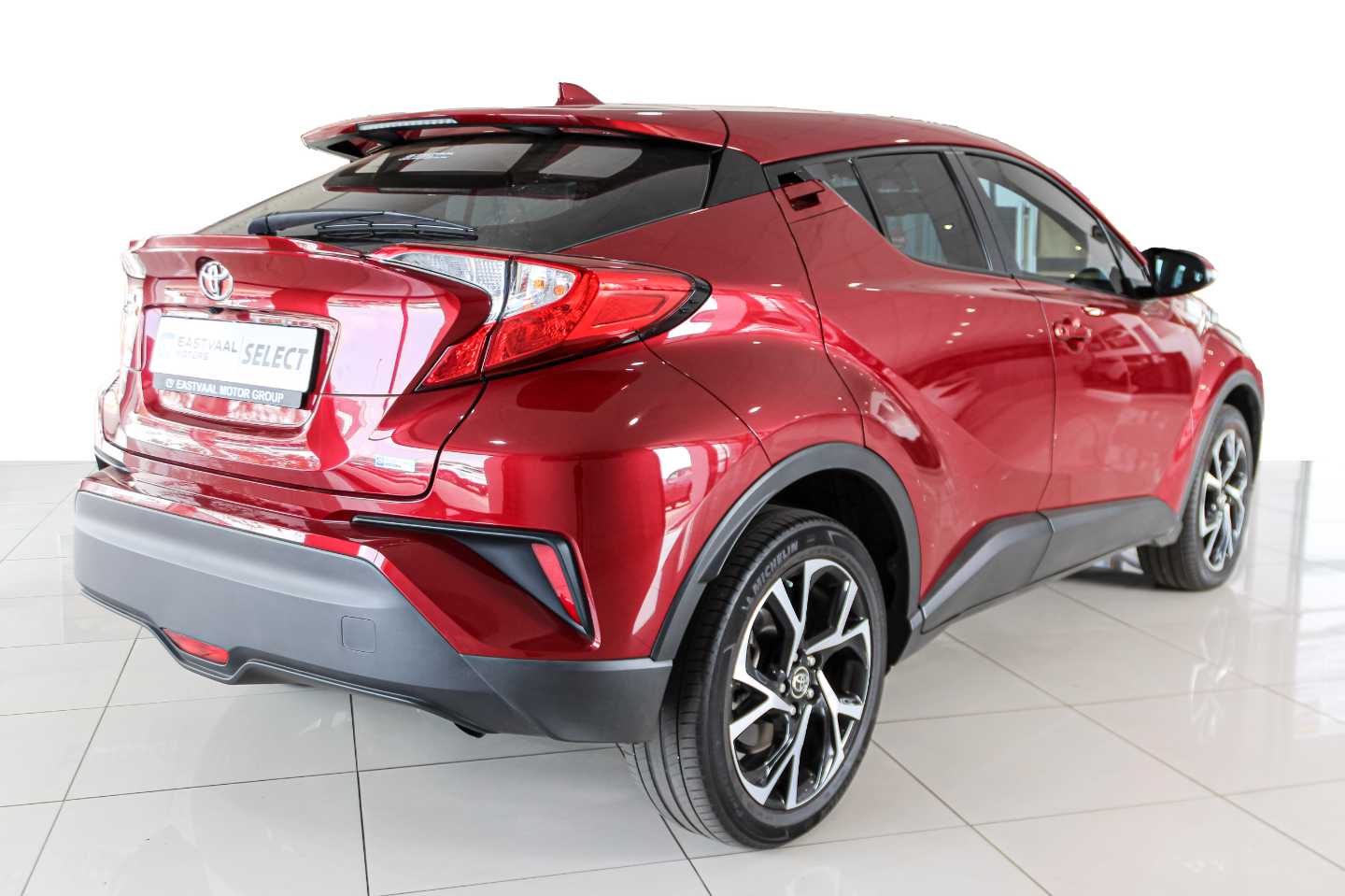 TOYOTA C-HR 1.2T PLUS CVT - 7 