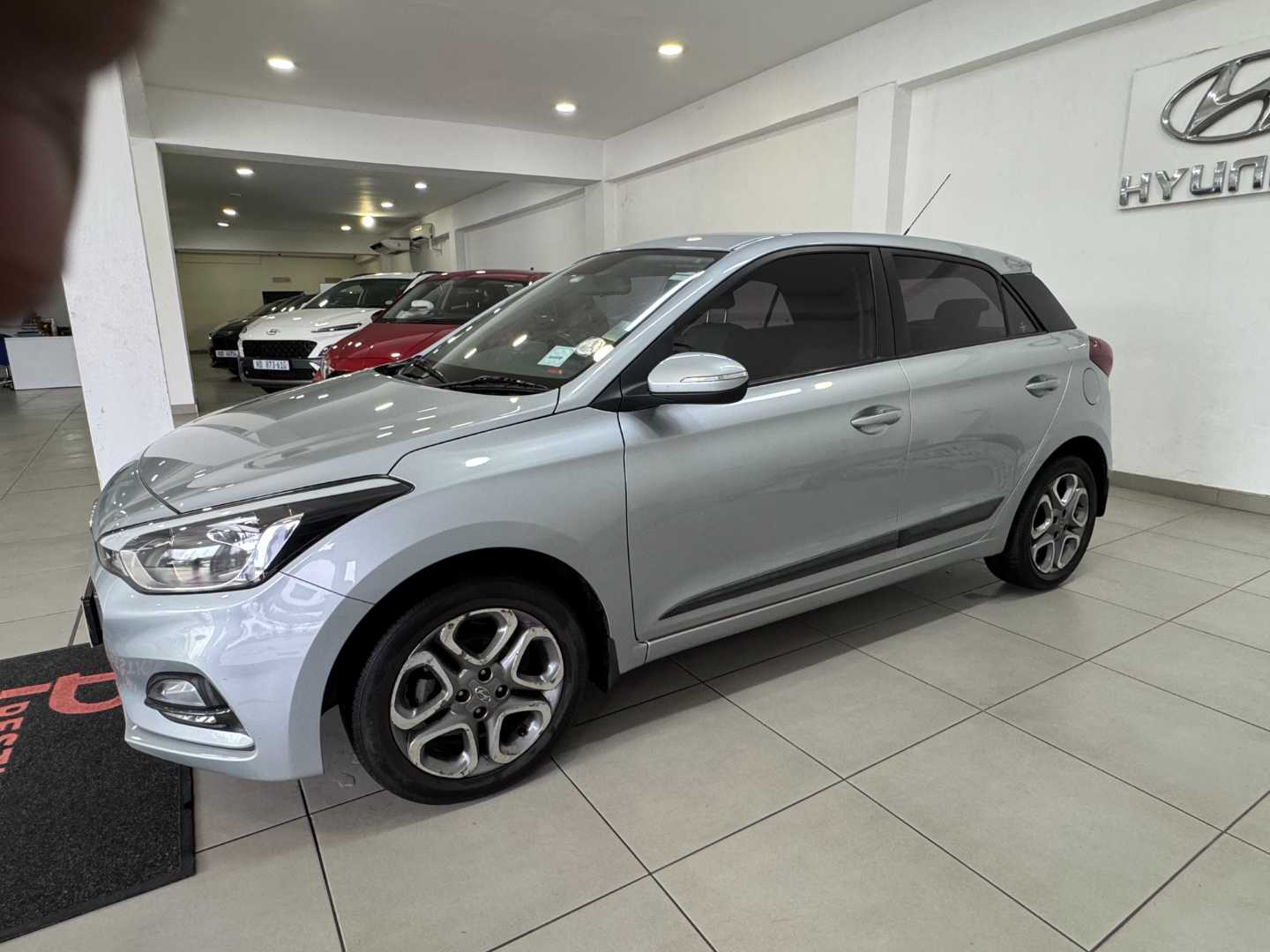 Hyundai i20 1.4 (74 kW) Fluid Auto