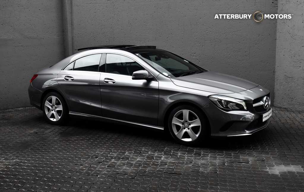 Mercedes Benz CLA 200 Auto ()