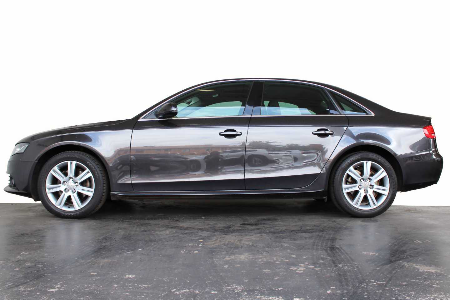 AUDI A4 2.0 TFSI AMB AVANT MULTI 155kw(B8) - 10 