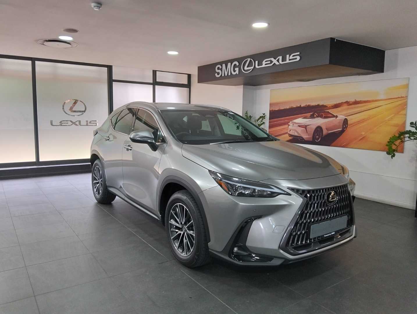 Lexus NX 350h EX