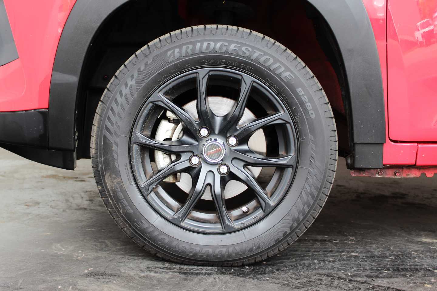 MAHINDRA KUV 100 1.2 K2+ #DARE - 14 