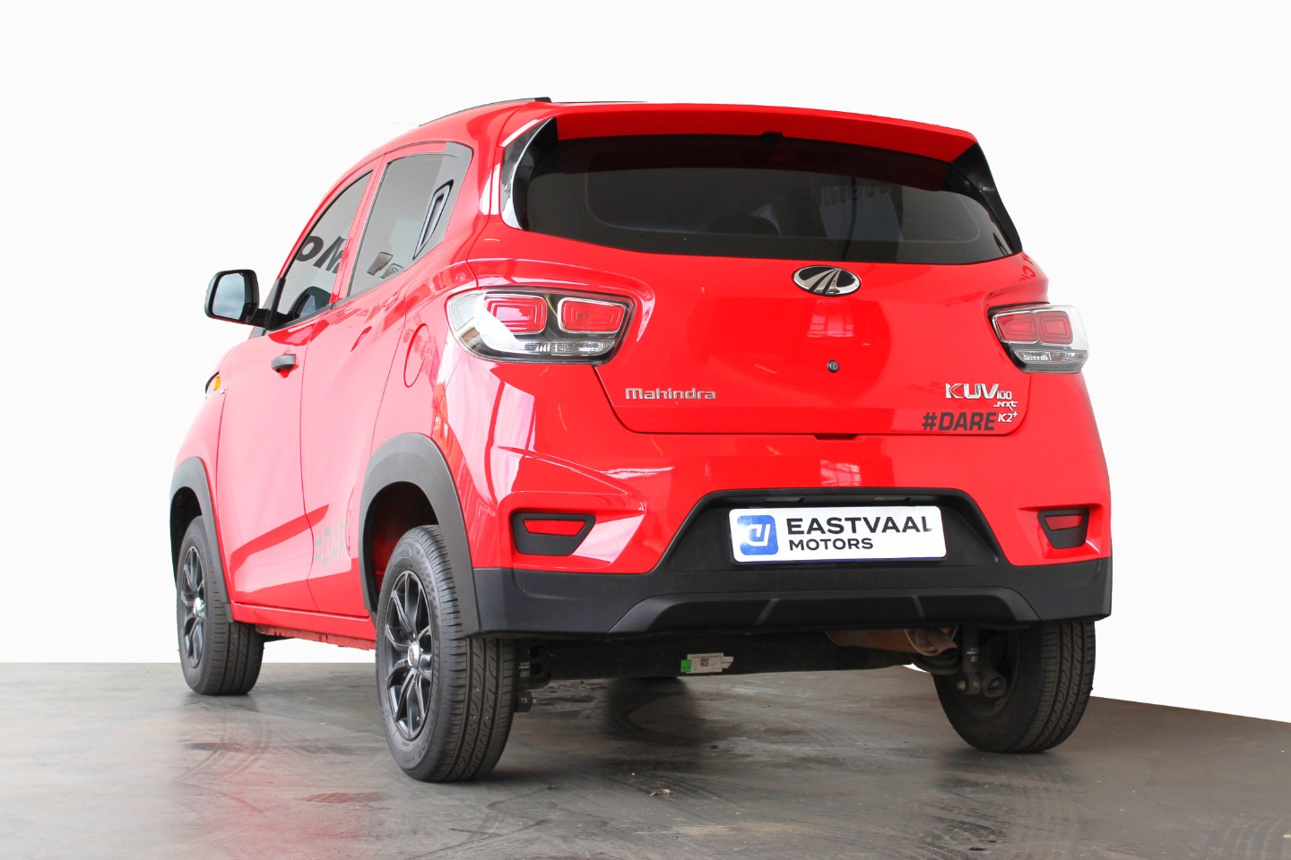 MAHINDRA KUV 100 1.2 K2+ #DARE - 8 