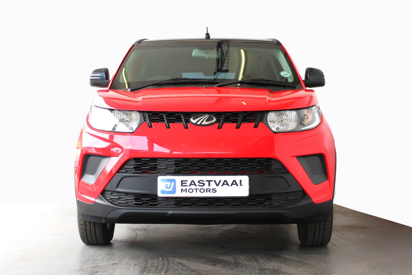 MAHINDRA KUV 100 1.2 K2+ #DARE - 1 