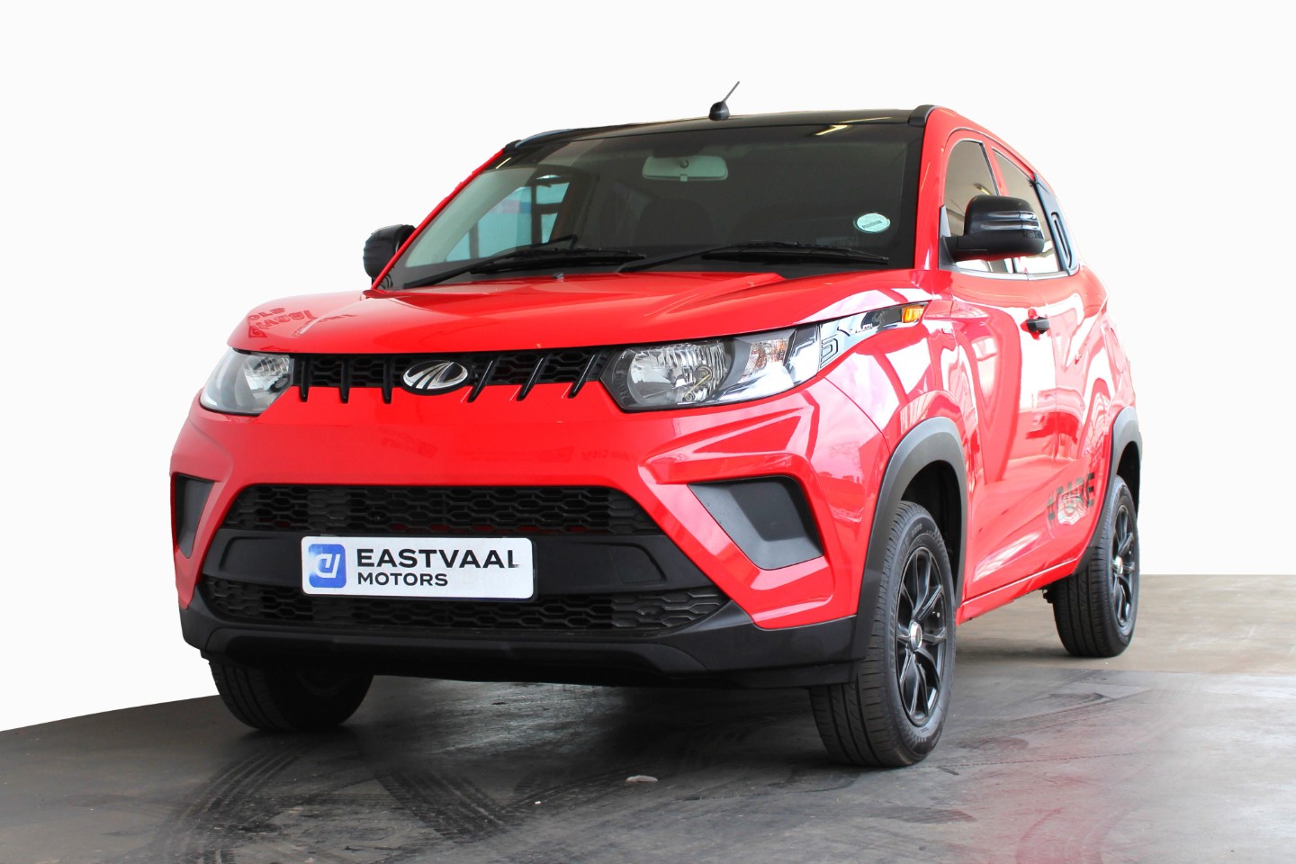 MAHINDRA KUV 100 1.2 K2+ #DARE - 2 