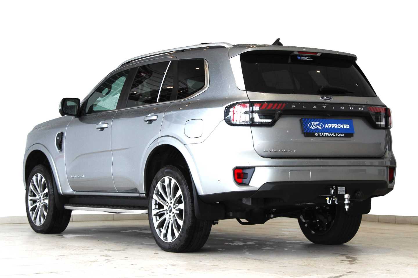 FORD EVEREST 3.0D V6 PLATINUM AWD A/T - 4 