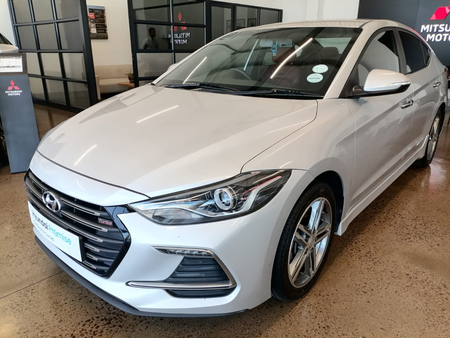 Hyundai Elantra 1.6 GTDI DCT