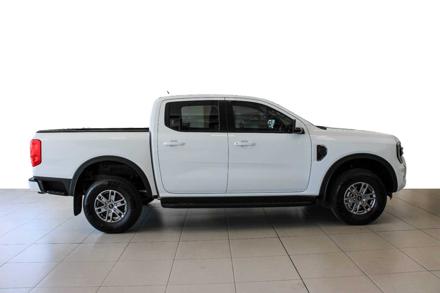 FORD RANGER 2.0D XLT 4X4 A/T D/C P/U - 5 