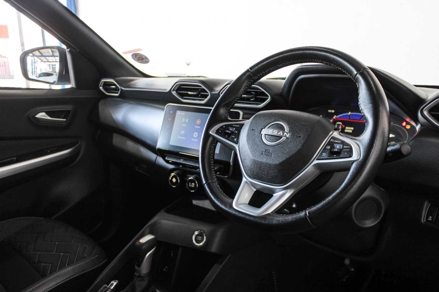 NISSAN MAGNITE 1.0T ACENTA PLUS CVT - 13 