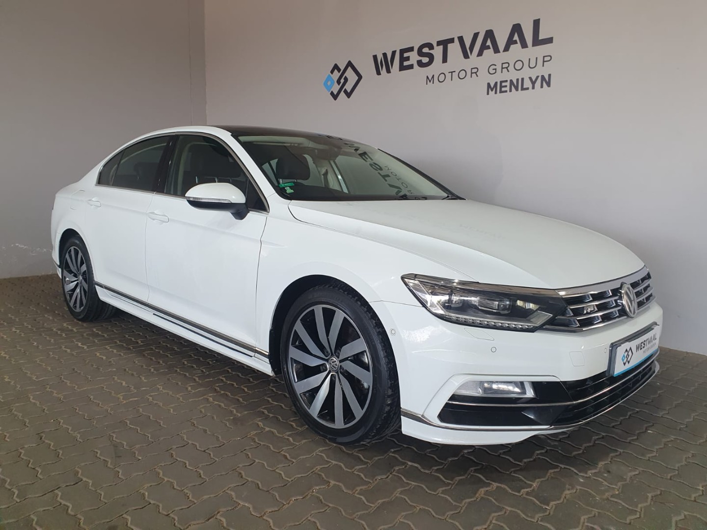 2017 VOLKSWAGEN PASSAT 2.0 TSI R-LINE DSG  for sale - WV035|PREMIUM USED|504393