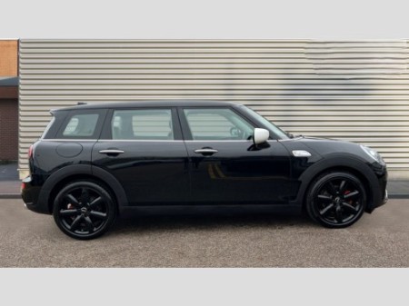 MINI Cooper Mark IV (100 kW) Clubman Auto