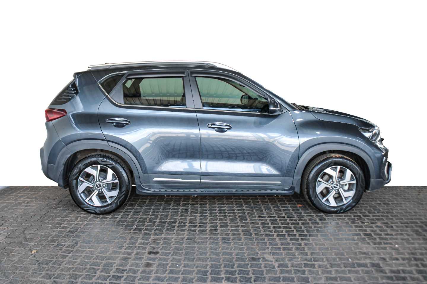 KIA SONET 1.0T EX+ A/T - 15 