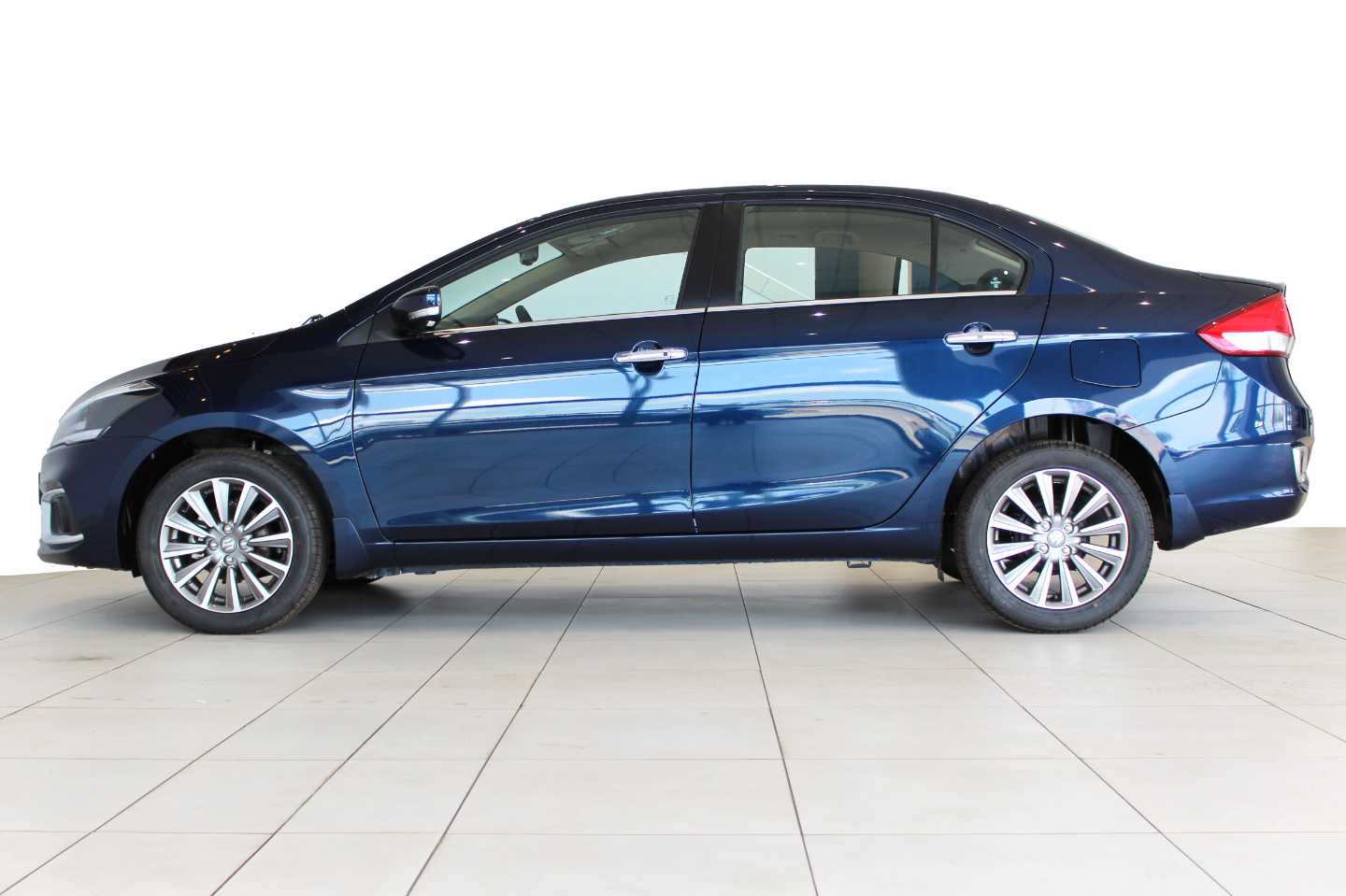 SUZUKI CIAZ 1.5 GLX A/T - 3 