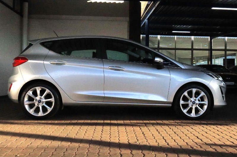 FORD FIESTA 1.0 ECOBOOST TITANIUM A/T 5DR - 14 