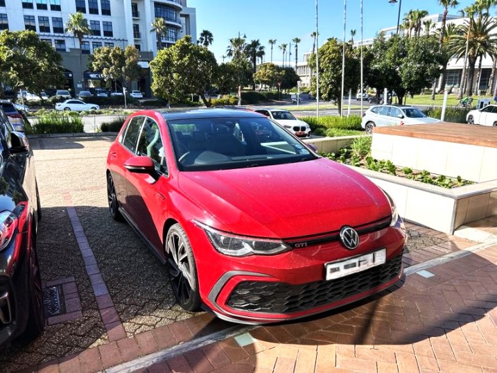 Volkswagen (VW) Golf 8 GTi 2.0 TSi DSG