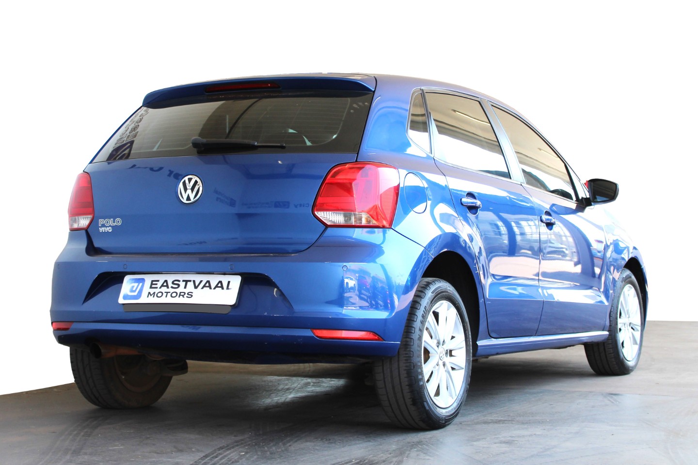 VOLKSWAGEN POLO VIVO 1.6 COMFORTLINE TIP (5DR) - 5 