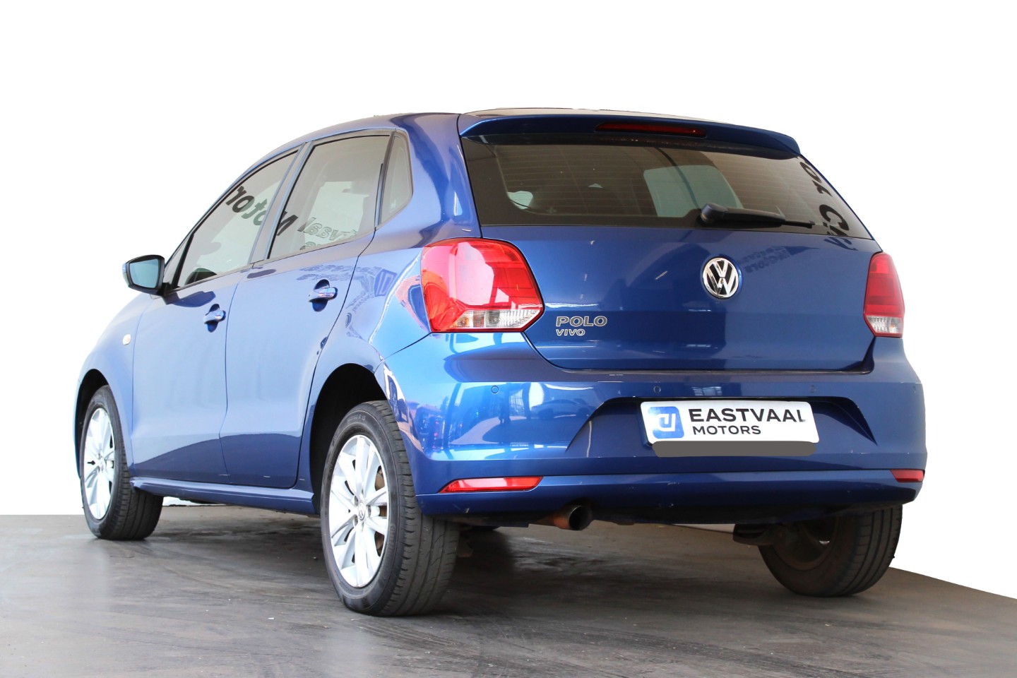 VOLKSWAGEN POLO VIVO 1.6 COMFORTLINE TIP (5DR) - 4 