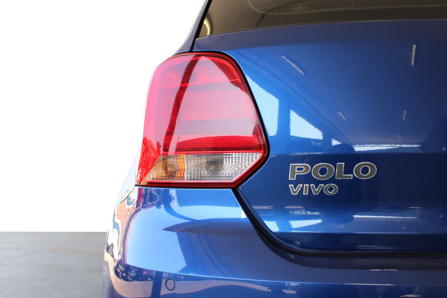 VOLKSWAGEN POLO VIVO 1.6 COMFORTLINE TIP (5DR) - 8 