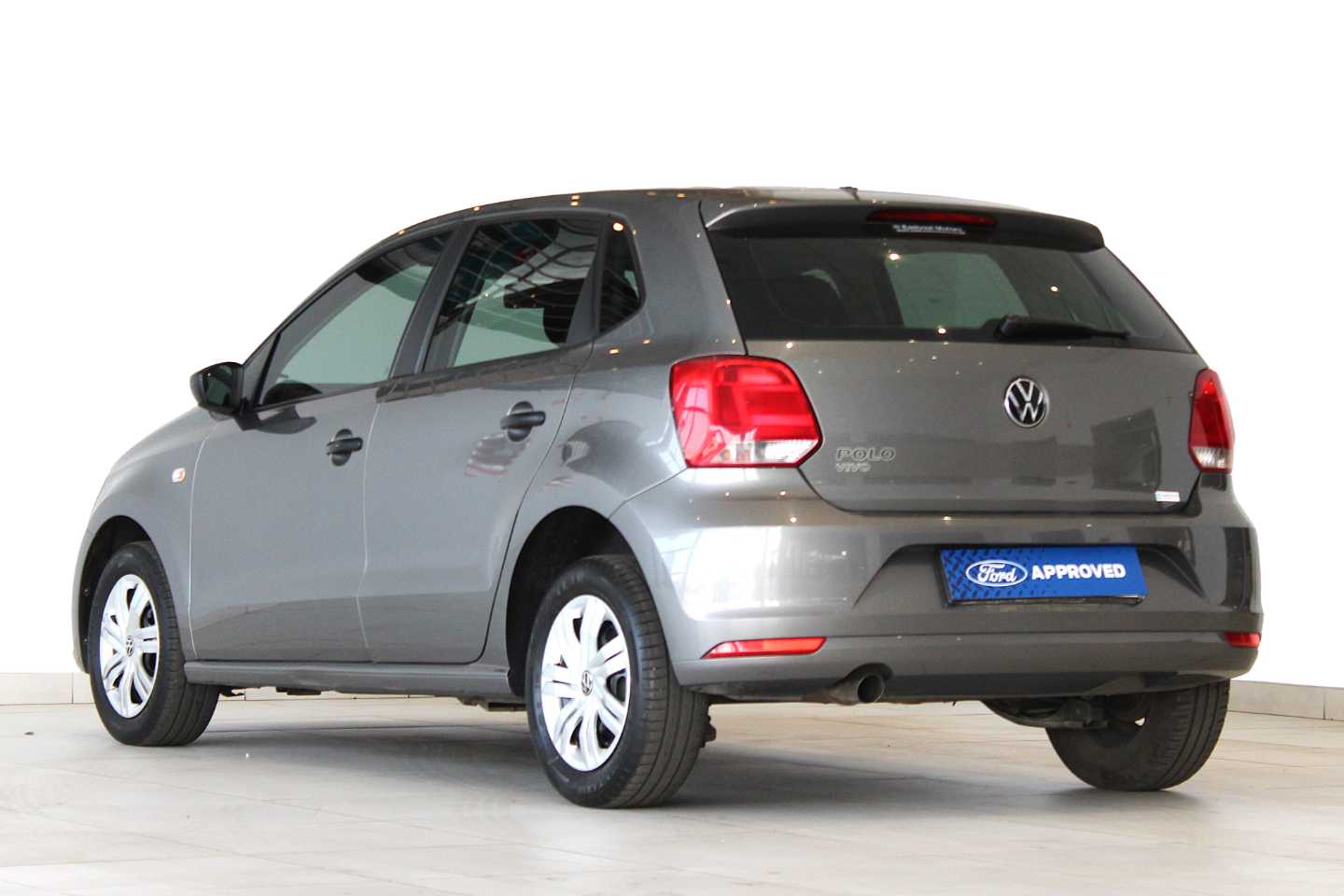 VOLKSWAGEN POLO VIVO 1.4 TRENDLINE (5DR) - 4 