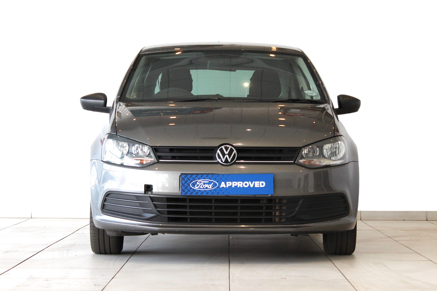 VOLKSWAGEN POLO VIVO 1.4 TRENDLINE (5DR) - 1 