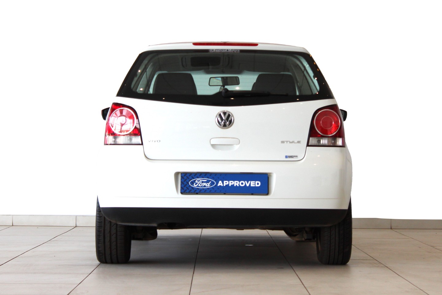 VOLKSWAGEN POLO VIVO GP 1.4 TRENDLINE 5DR - 5 