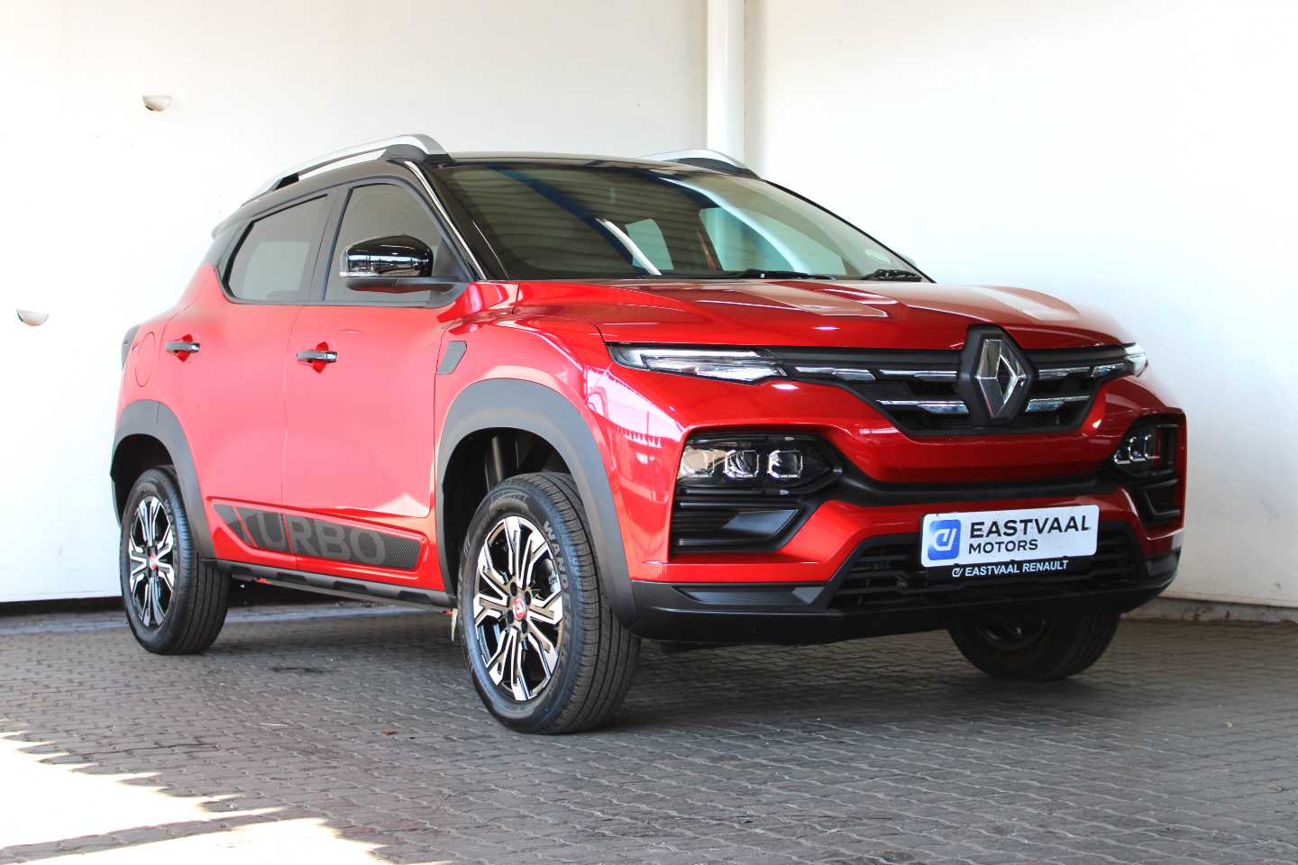 RENAULT KIGER 1.0T INTENS CVT for Sale in South Africa