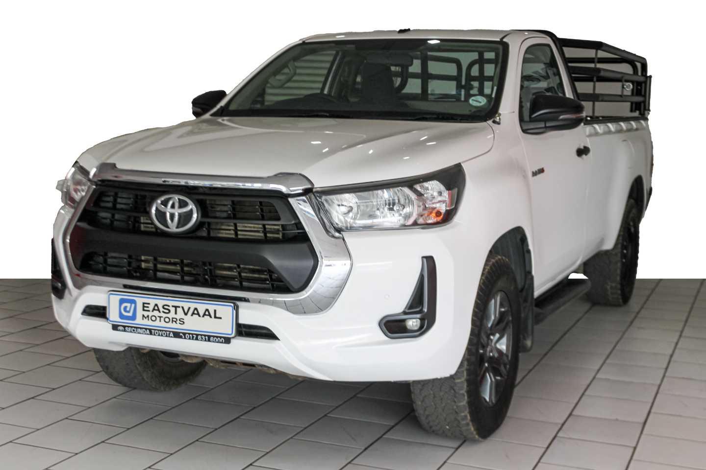 TOYOTA HILUX 2016 ON HiluxSC 2.4GD6 RB RAI MT (C07) - 2 