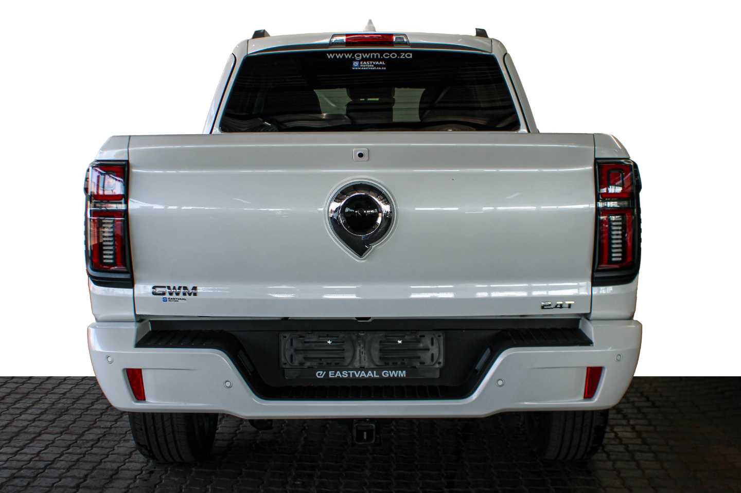 GWM P500 2.4TD LUXURY 4X4 A/T D/C P/U - 4 