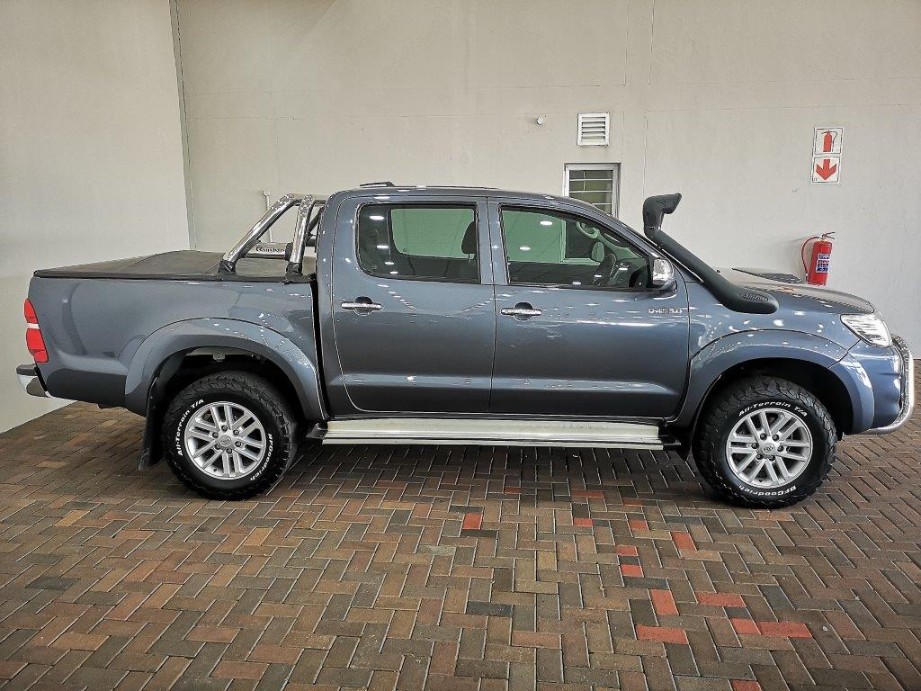 TOYOTA HILUX Hilux DC 3.0D4D 4X4 RAIDER (T18) - 8 